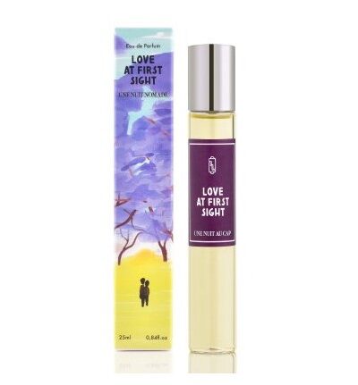 Une Nuit Nomade Love at first Sight