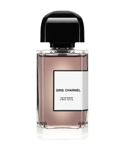 BDK Parfums Gris Charnel Eau de Parfum 100 ml, skaidrus buteliukas su pilkšvai rausvu skysčiu ir juoda kepurėle